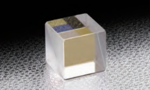 zolix卓立汉光 &nbsp;&nbsp;PBS-10-4050 &nbsp;&nbsp;&nbsp;&nbsp;偏振分光棱镜